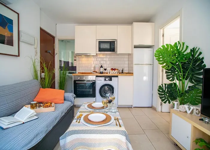 Cozy Walk To The By Turivida Apartment Fuengirola