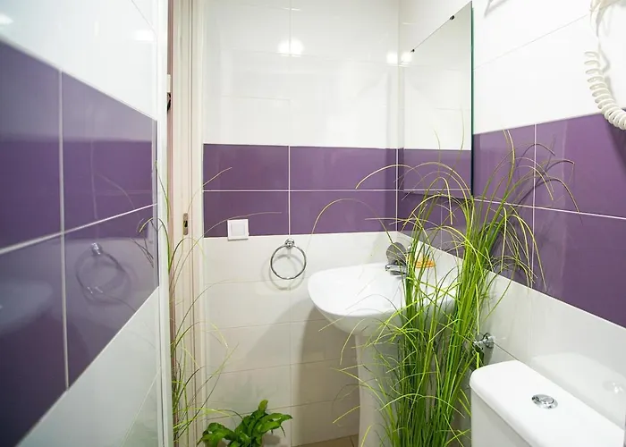 Cozy Walk To The By Turivida Apartment